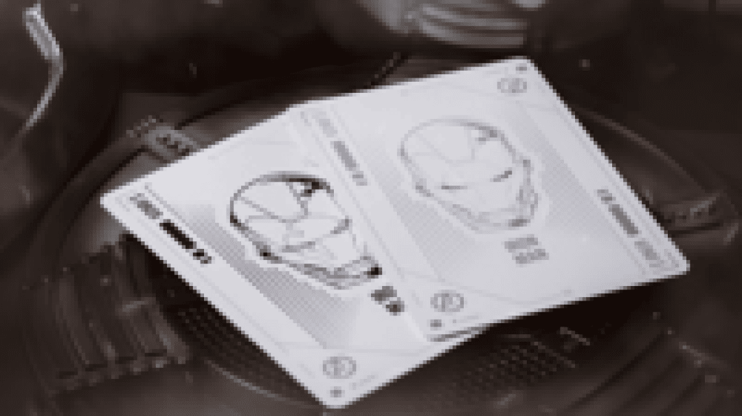 دسته کارت Iron Man Mk 1 Silver دسته کارت Iron Man Mk 1 Silver